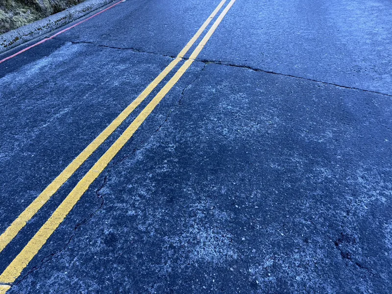 合歡山路段有局部結冰機率　13日起不排除機動交管's story cover image