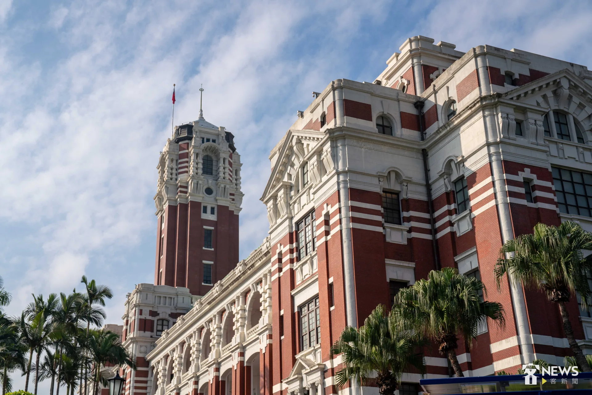 國政茶敘上午登場　卓榮泰昨夜發文：必善盡民主憲政守門人職責's story cover image