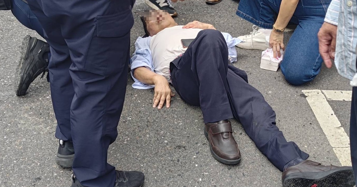 新／貿易公司董事長開車亂撞釀8傷 醫院說明傷勢's story cover image