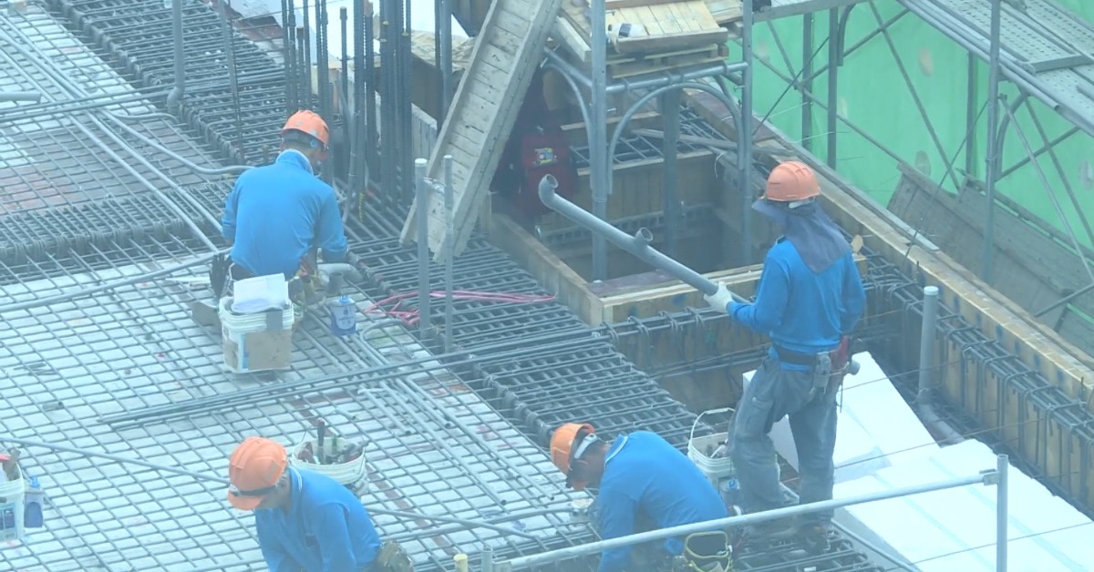 買房看政府臉色？房貸水龍頭鬆綁一滴滴 民怨無感's story cover image