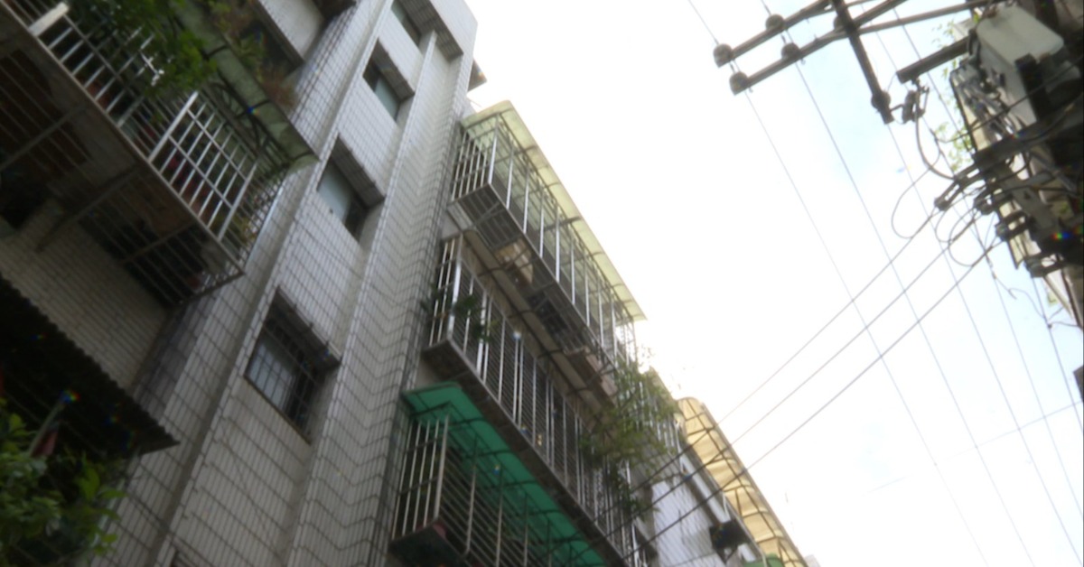 女童口吐白沫、屍斑 竟無人通報恐CO中毒's story cover image