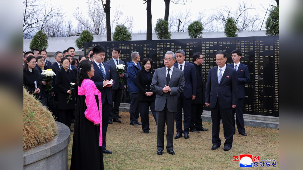 中國超不爽！王毅訪南韓突喊卡　疑因電子入境卡刪除「中國台灣」