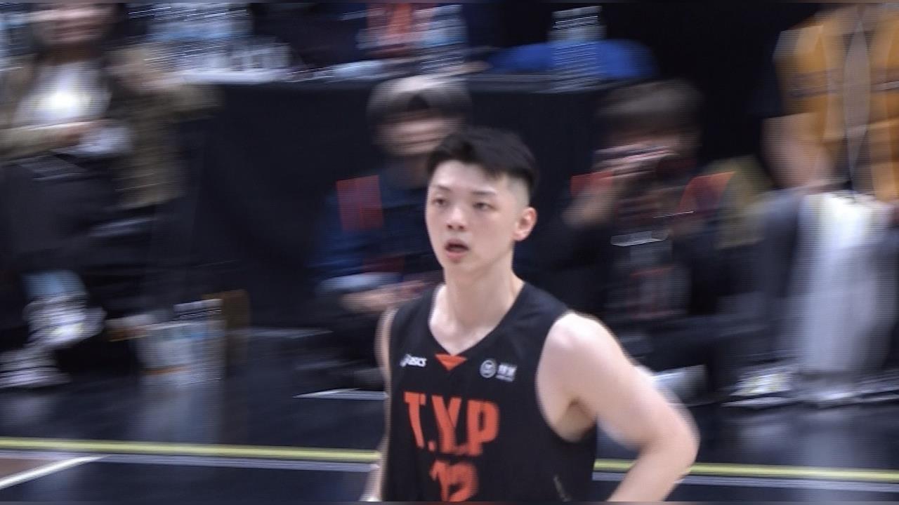 「夜王」盧峻翔不上場也能贏！領航猿124比103拿下四連勝