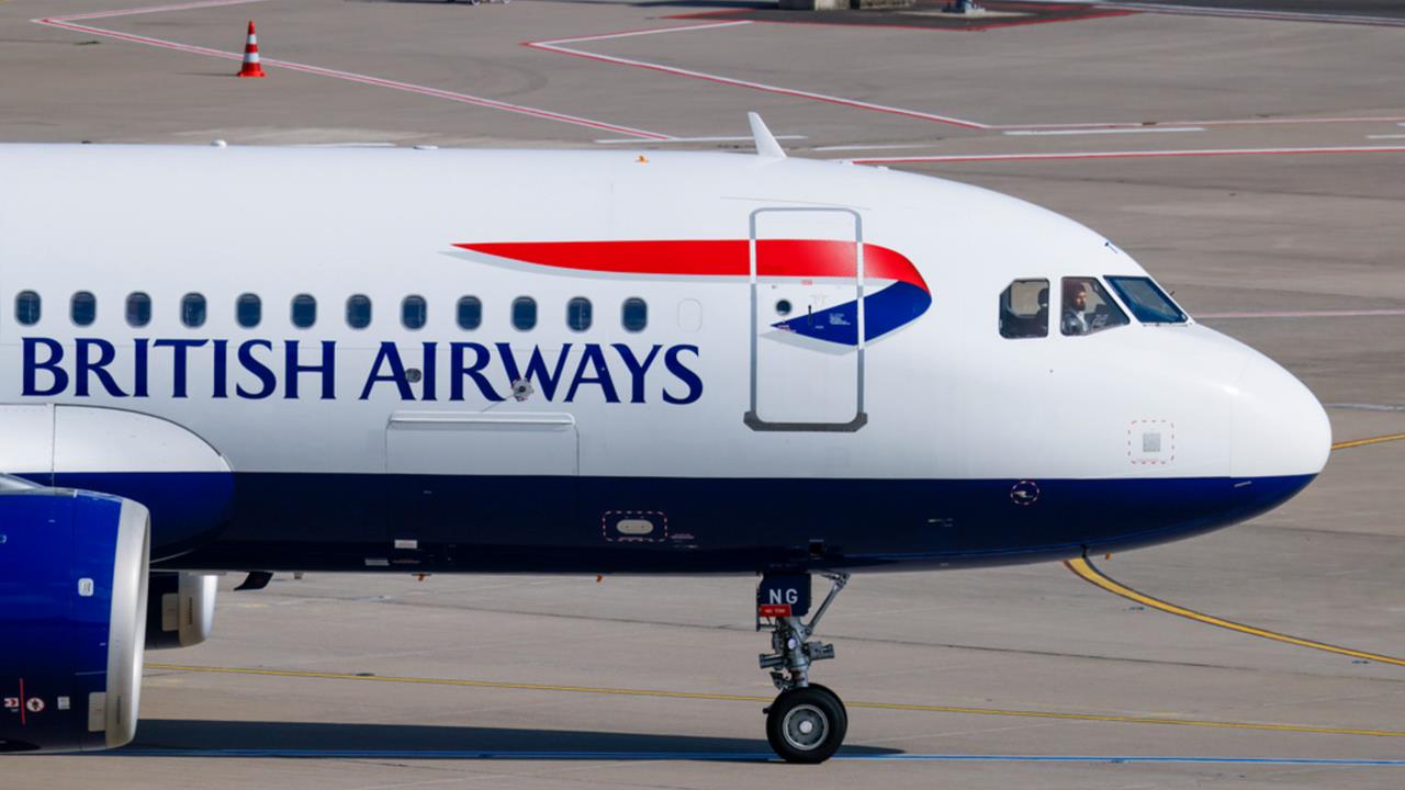 飛機上飄屍臭味！6旬婦遺體塞廚房「加熱13小時」　航空公司回應了's story cover image