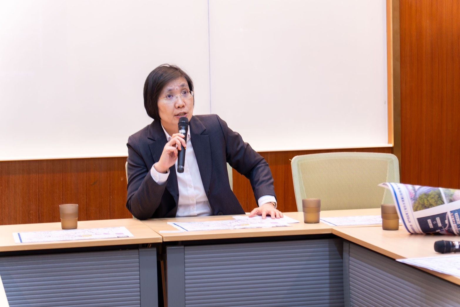 藍營竹縣長提名之爭未完！徐欣瑩轟荒唐鬧劇　憂黑金釀「一屍五命」's story cover image