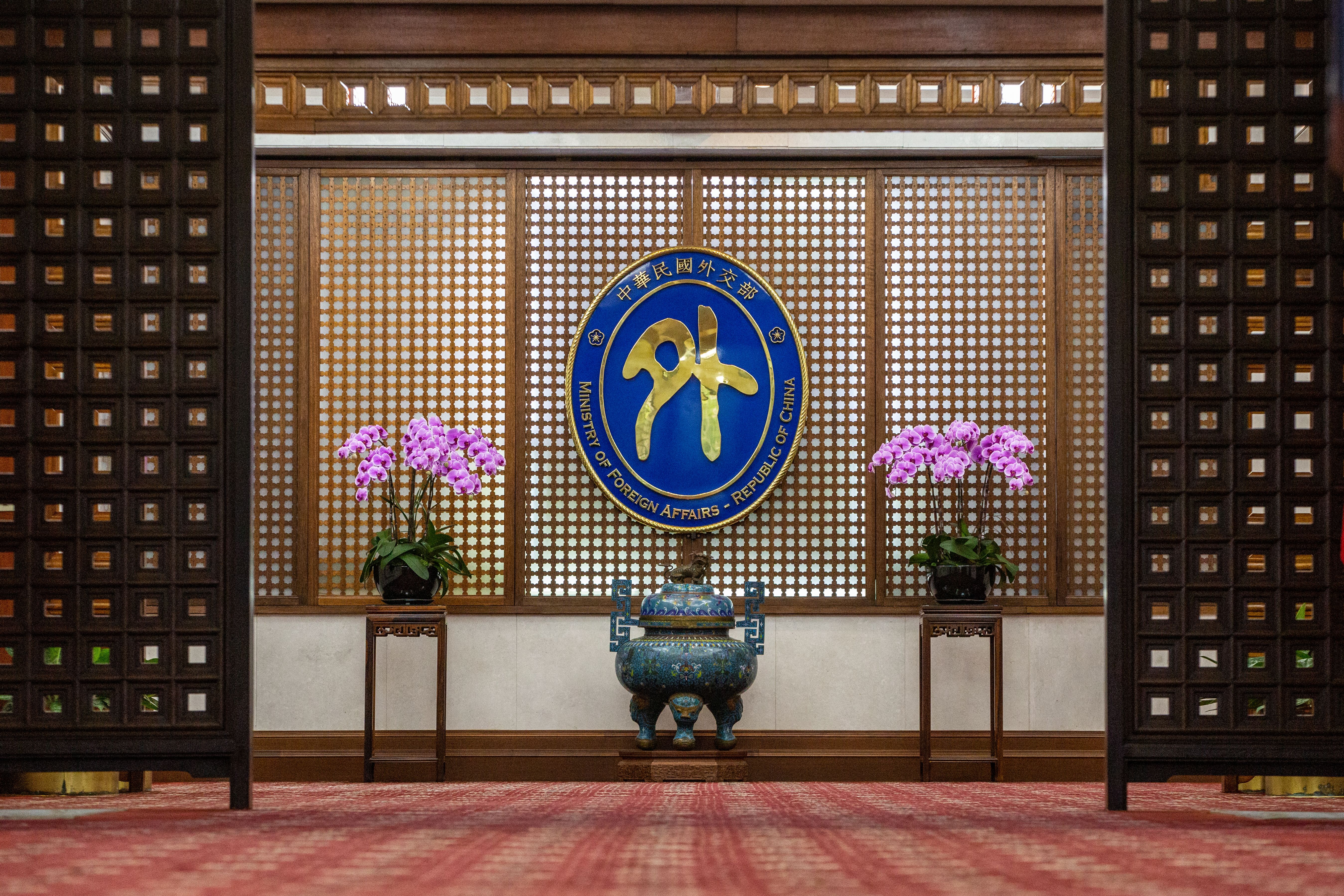 世界合唱大賽阻民眾揮國旗挺台　外交部：活動不適用「奧會模式」's story cover image