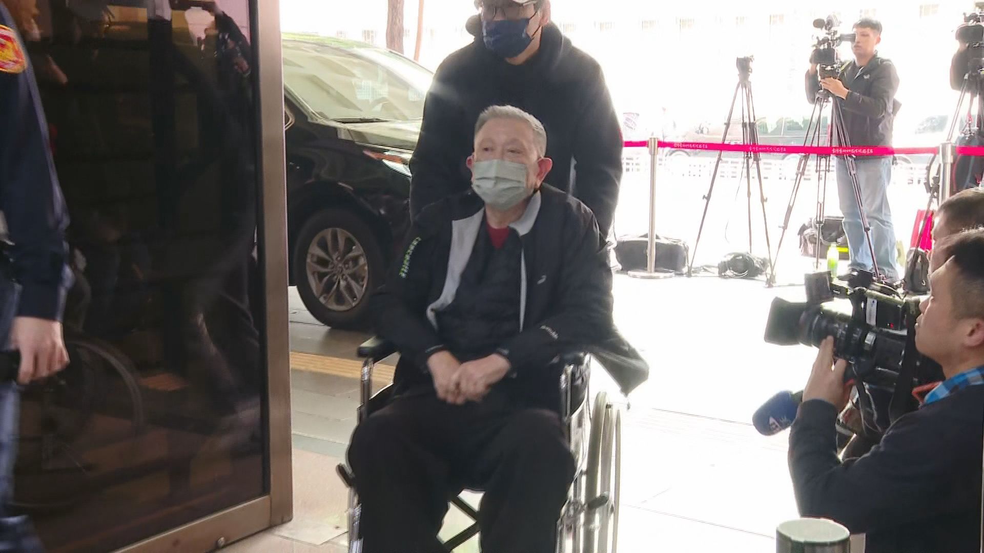 京華城土地交易「左手賣右手」涉背信　北檢起訴沈慶京求刑26年's story cover image