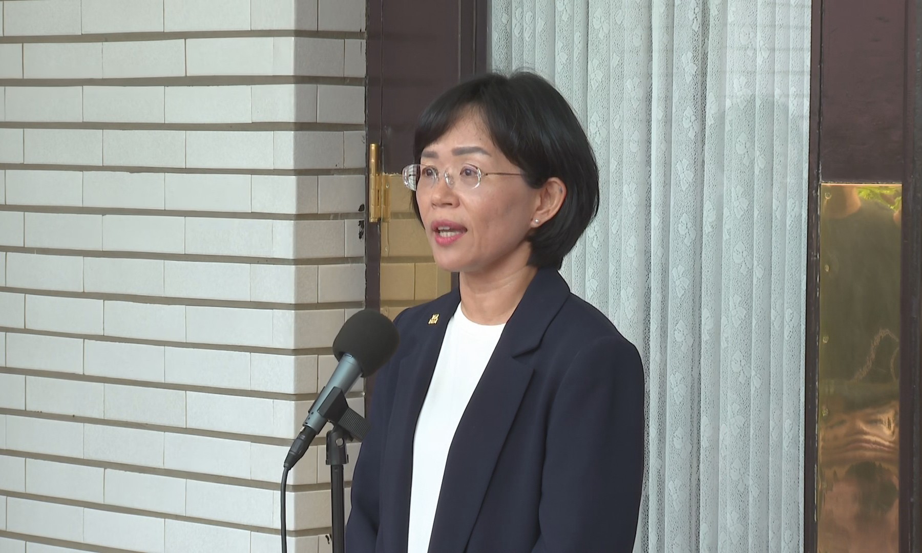 遭李四川諷「一代傳一代」　蘇巧慧自剖童年恐懼：不是黨國二代's story cover image