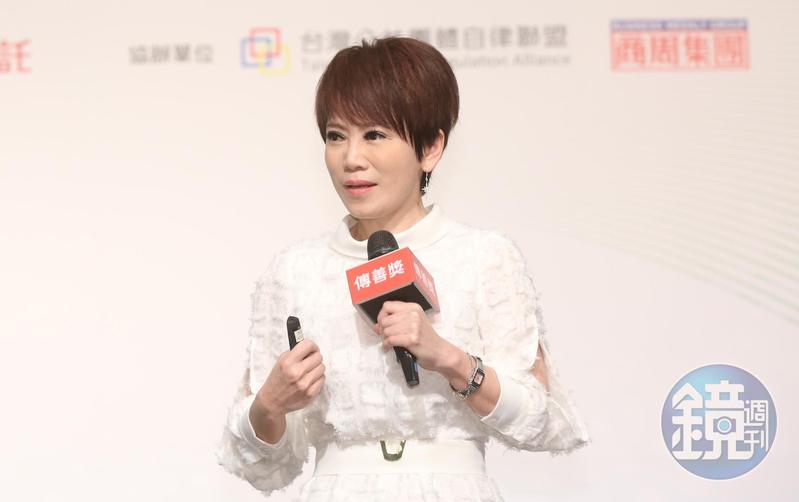 昔與前夫因生子問題離婚　陳雅琳再被拍與舊緋聞對象深夜同框按摩's story cover image