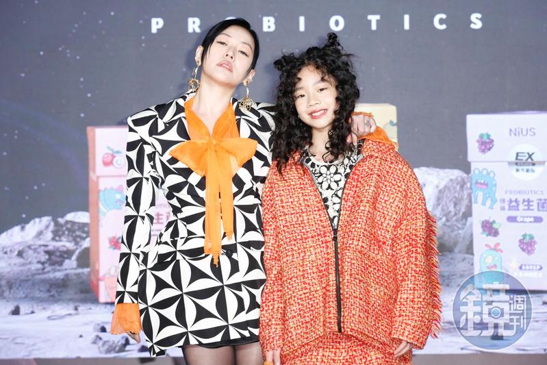 許老三提早送母親節禮物　「1句話」讓小S驚恐：她到底是誰？'s OG Image