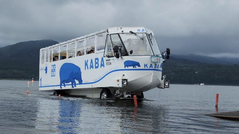 鴨子船點燃戰火／基隆鴨子船預算暴增「運能大縮水」　民進黨基市黨部轟黑箱採購：先射箭再畫靶