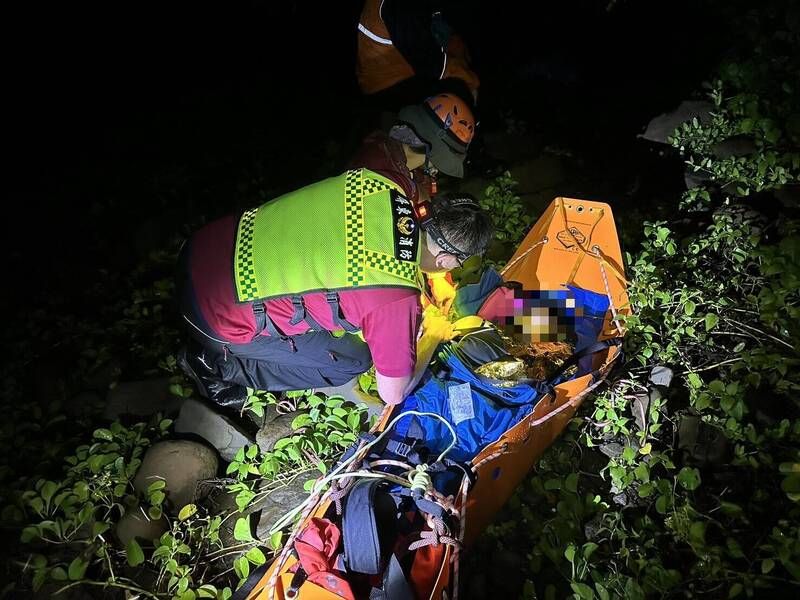 淨灘探勘卻闖國家公園禁區　墾丁爆虎頭蜂攻擊釀2死1傷