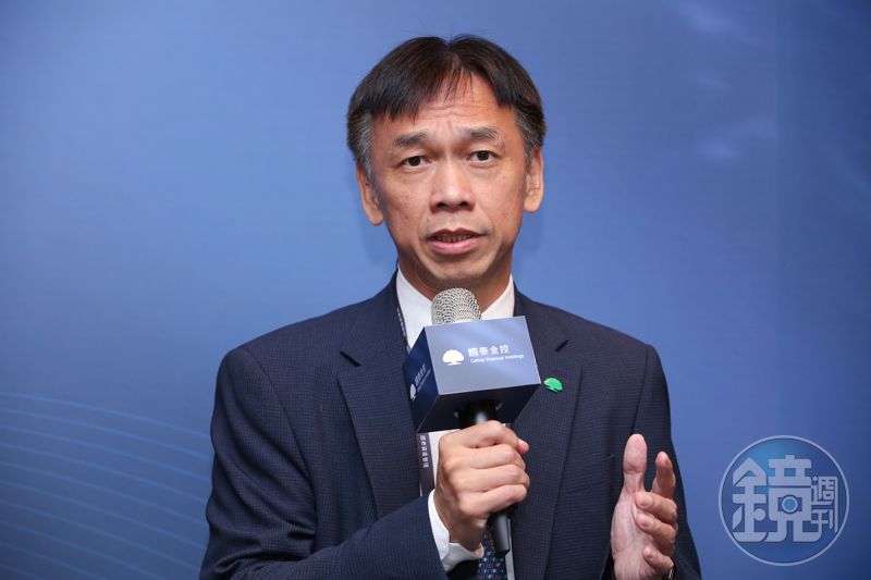 國泰金人事大風吹　張錫交棒李偉正接國泰投信董座's story cover image