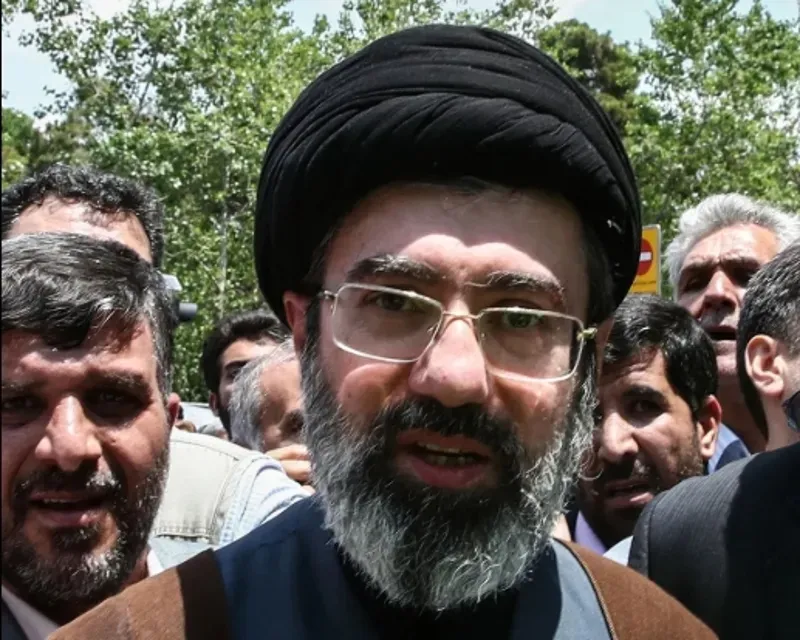 伊朗最高領袖接班人傳哈米尼之子接任！川普拒絕父傳子　白宮曝：名單正在檢視中