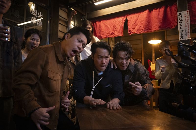 2026金馬奇幻影展強勢襲來「梁朝偉、張孝全星光閃耀」　屋頂吃泡麵開電影派對