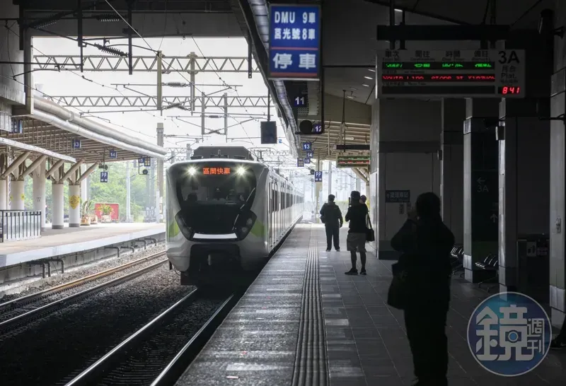 返鄉注意！台鐵國慶連假加開104班車　9/10凌晨開搶's story cover image