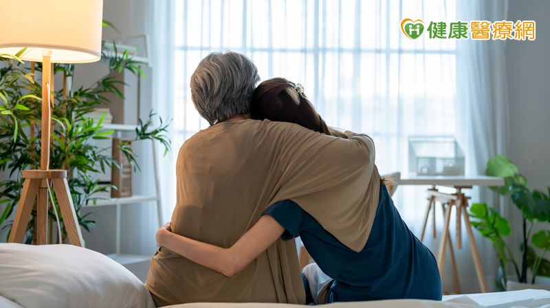 連早安圖都不發「怪怪的」？被忽略比變老可怕　從這裡了解年邁父母需求