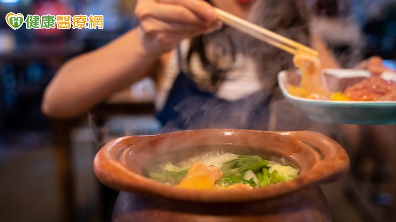 食道癌術後只能吃流質？71歲翁翻轉印象　恢復正常飲食、43天徒步環台's story cover image